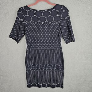 Julia Jordan Dress Womens 4 Black White Knit Geometric Scallop Hem Zipper
